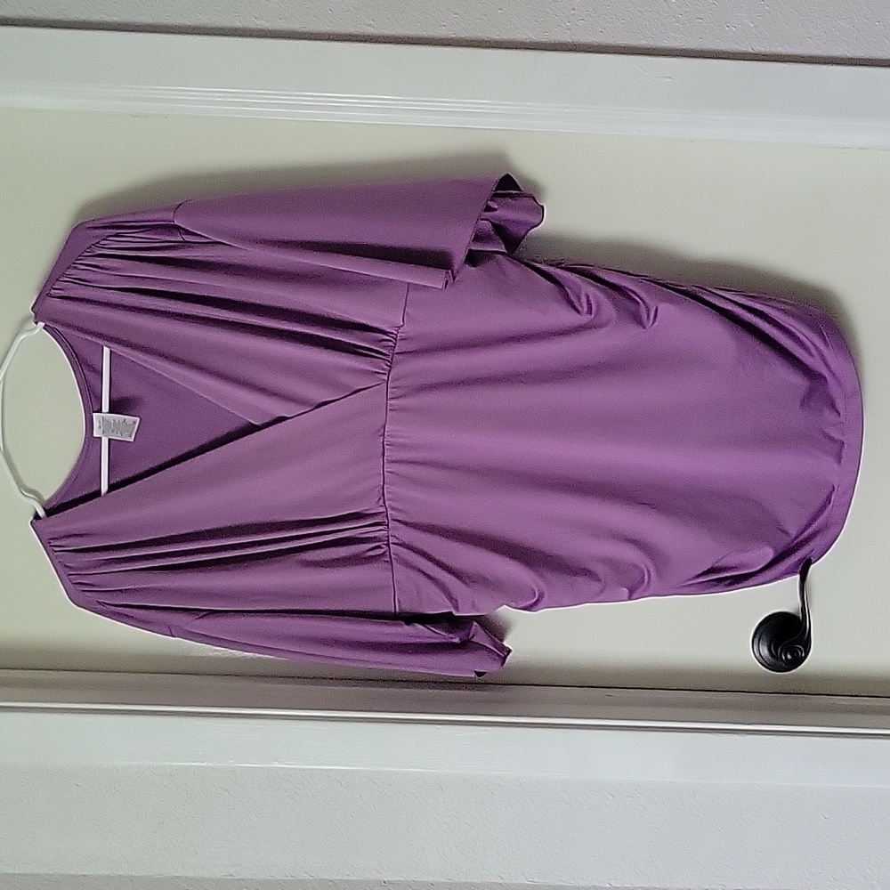 Avon Fashion Top